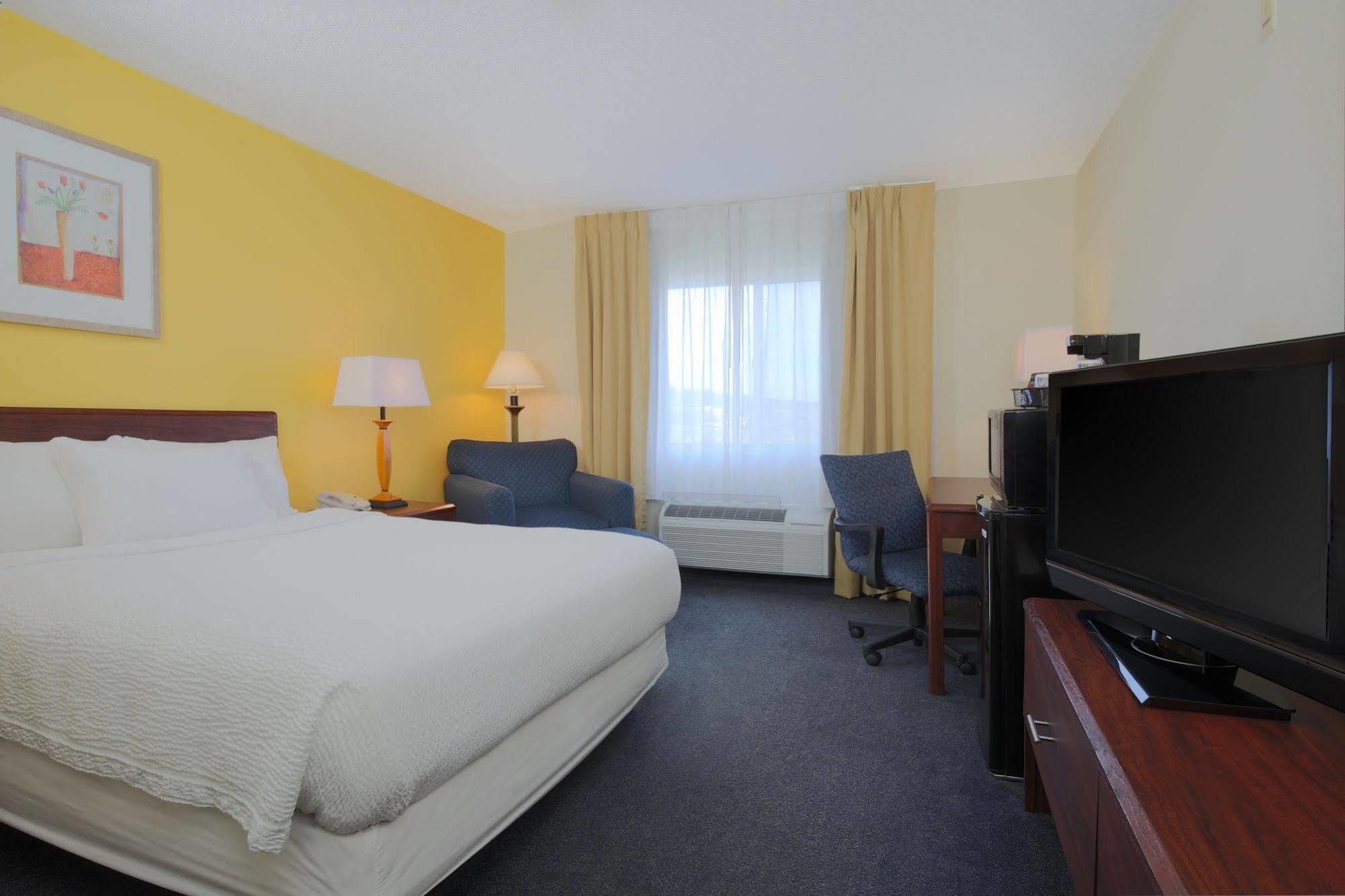 Fairfield Inn By Marriott Warren Niles Exterior foto
